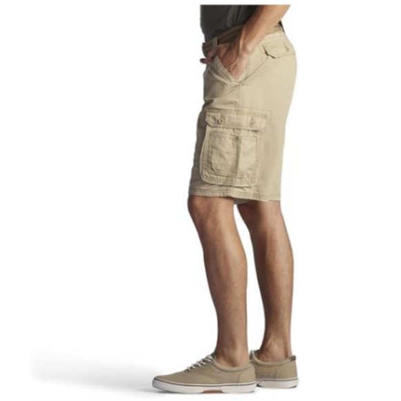 NWOT - LEE MENS BIG-TALL DUNGAREES BELTED WYOMING CARGO SHORT - SIZE 46 SHORTS - Picture 3 of 3
